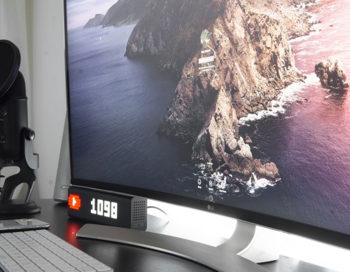 Acer 42.5-Inch Wide 4K Predator Monitor: How to Set up Massive Gaming Screen