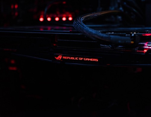 Asus ROG Strix G15 Reviews: Battery Life, Design, Power Don't Disappoint, But Ports and Extras Are 'Weak'