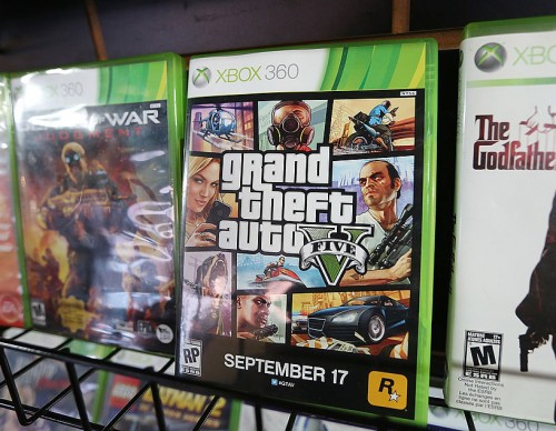 GTA Online Drops Bad News for PS3, Xbox 360 Users: Server Shutdown Deadline and Can You Refund Shark Cards Purchases?