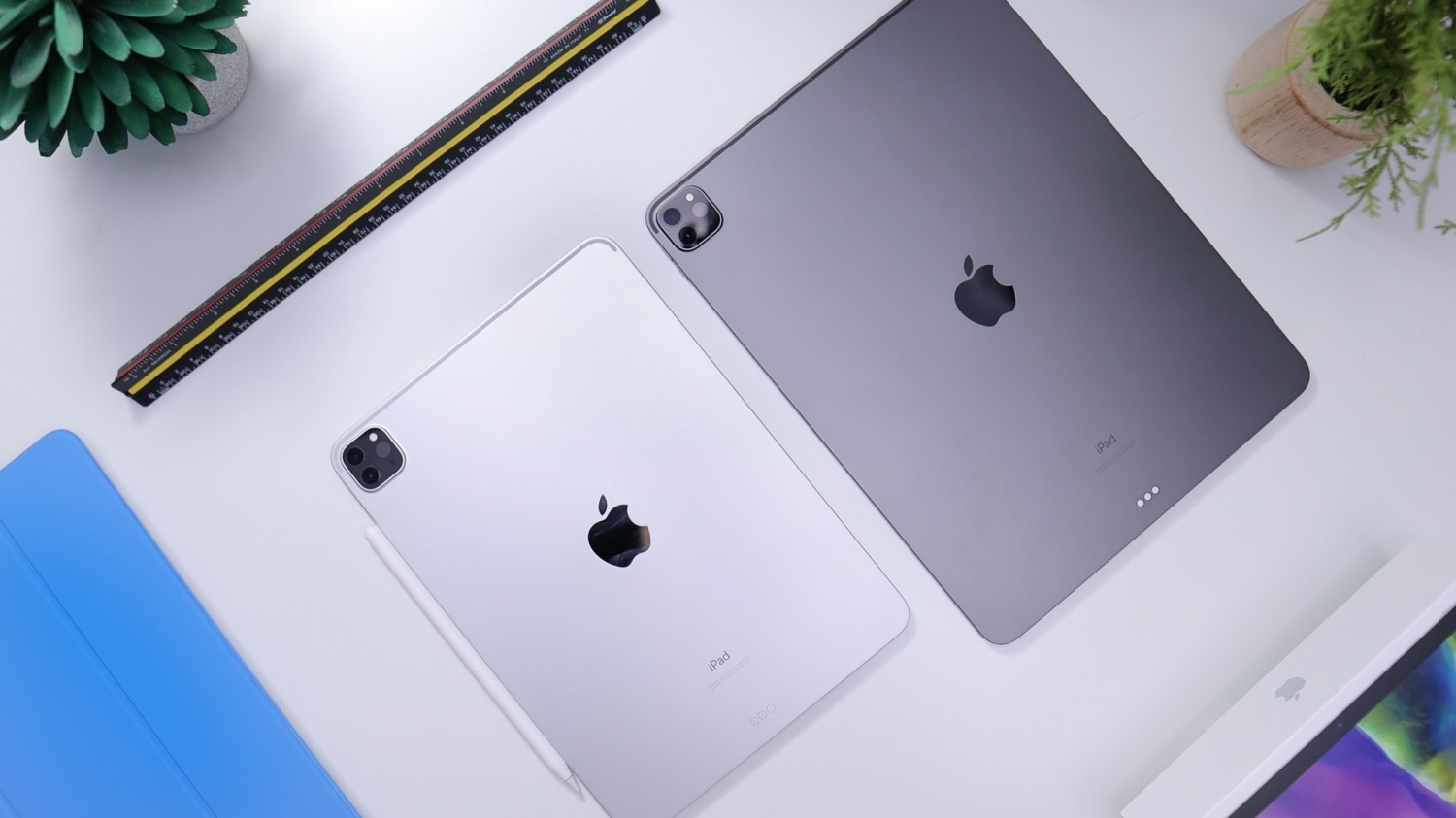 iPad Pro 2023 Coming: Rumor Leaks Powerful Features Like 3-nm Chip, Larger  Sizes, OLED Panels