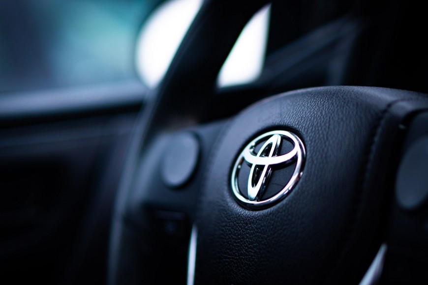 2022 Toyota Tundra Interior Teaser Reveals Unique Power Rear Window
