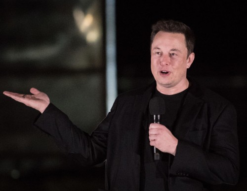 Elon Musk Tweets About Epic Neuralink Bar, Confirms It's Inspired by 'Cyberpunk 2077'