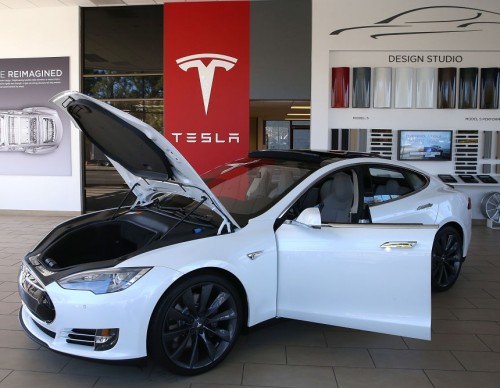 Tesla Level 5 Autonomy Happening Soon? Expert Warns Elon Musk of Potential Major Problem