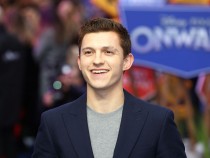 Tom Holland Deepfake Video: Actor Replaces Andrew Garfield in Epic Edit of 'The Amazing Spiderman'