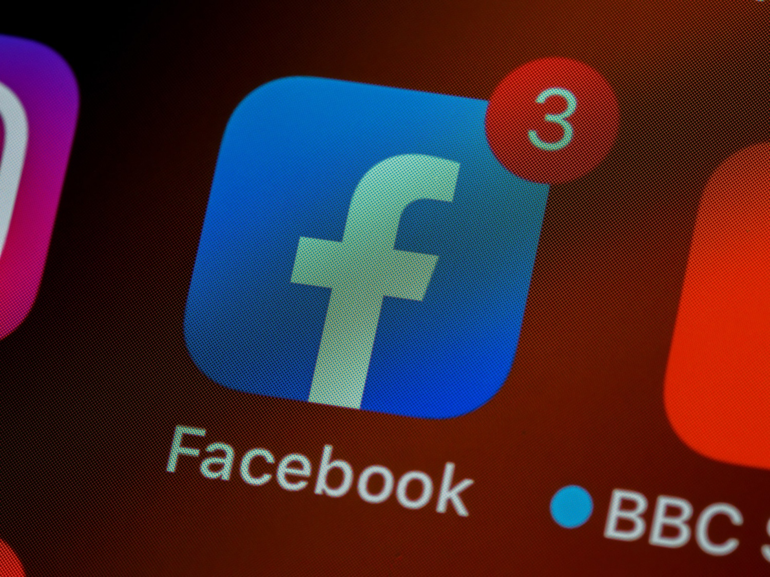 Don't Click on Suspicious Facebook Links! New Android FlyTrap Malware Steals Your Data, Spreads Malware