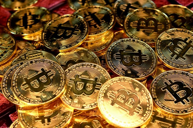 $100 in bitcoin in 5 years