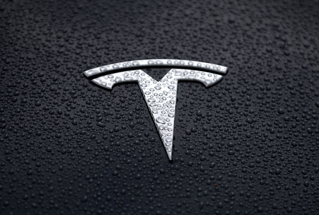 Elon Musk Tweets Truth Bomb on Tesla FSD Beta 9.2: It's "Not Great"