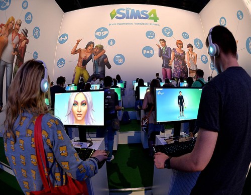 New 'The Sims 4' Patch Notes: New Painting and No More Teleporting Sims