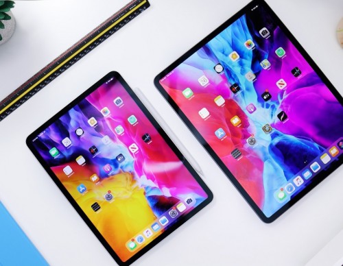 Samsung Tab S8 Ultra vs. 2021 iPad Pro: Rumored Specs, Power, Design and More