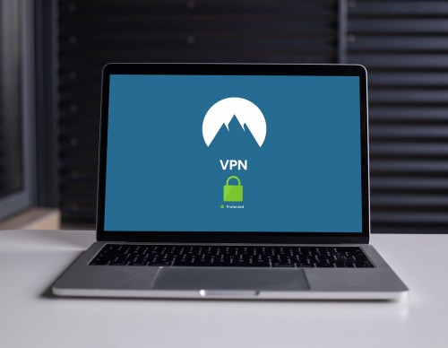 Why is it Important to Browse The Internet With a VPN?