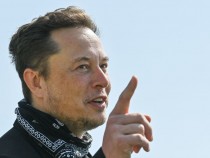 Dogefather Elon Musk Sparks Huge Dogecoin Price Surge With Floki Tweet!