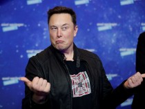 Elon Musk Sparks Rivalry With Jeff Bezos Again With Harsh Tweet