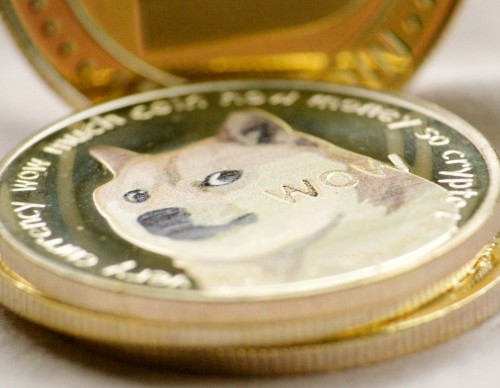 Elon Musk Sends Dogecoin Price Soaring With 'Squid Game' Meme; Shows Massive Support to Doge Again!