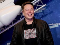 Elon Musk Reveals the 'Best Superpower' -- And It's Not the Power of Flight to Go to Space