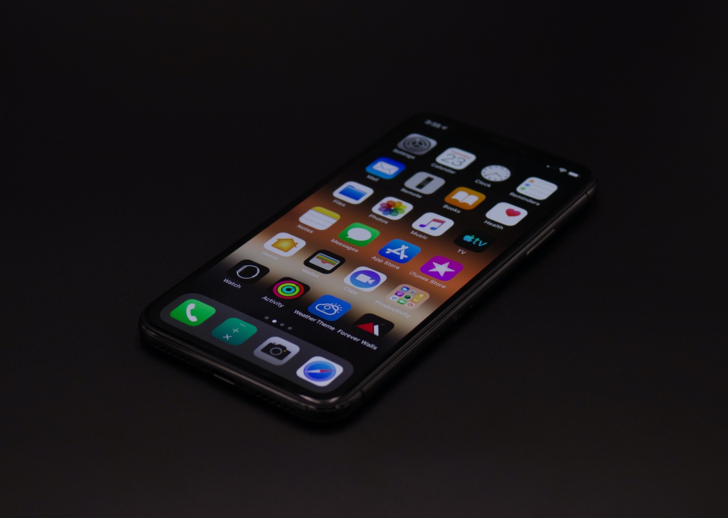 Insane iPhone 14 Design Concept Proposes Sliding Screen [VIDEO]