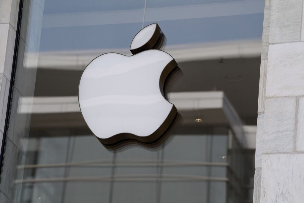 Is Apple Stock Worth Investing After Major Price Surge?