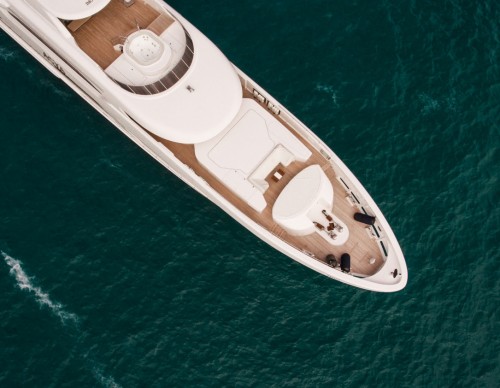 Metaverse Yacht Bags $650,000 Selling Price Amid NFT Craze; Other Virtual Land Sold