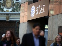 AT&T’s Old Wireless Plans Get Price Hikes up to $12! Is it Time to Get its Newer Ones? 