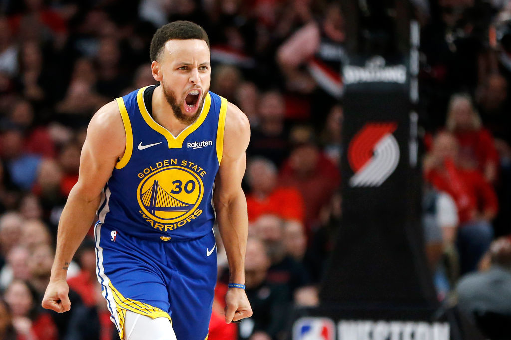 STEPHEN CURRY DROPS SURPRISE NFT FOR CHARITY TO COMMEMORATE