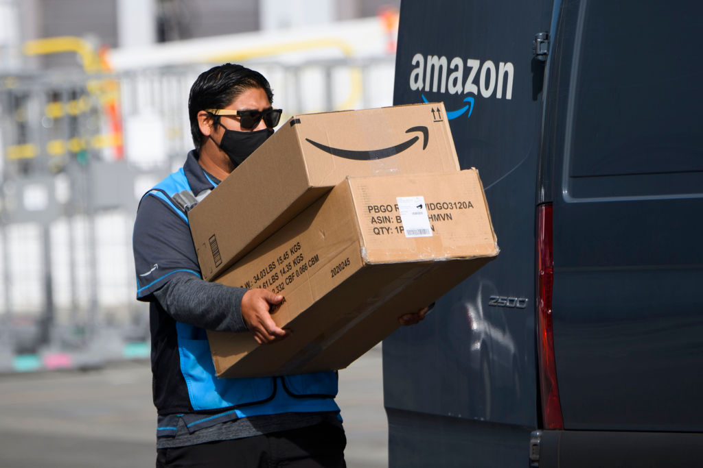 Does Amazon Pay You for Late Guaranteed Delivery Dates? Yes, Here's How to Make a Complaint