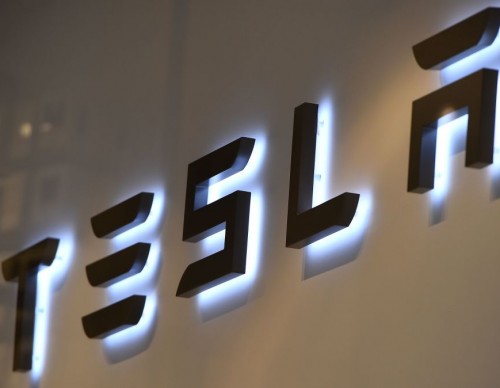 Tesla Phone Rumored Specs, Price, and Release Date Leaks
