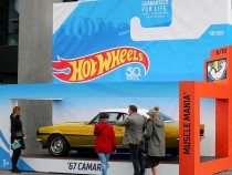 #ToyTech: These are the Coolest Hot Wheels Tracks You Can Find on YouTube