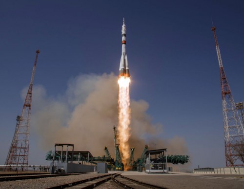 Roscosmos Will Launch 36 OneWeb Internet Satellites To Space on Friday; Here's What We Need to Know