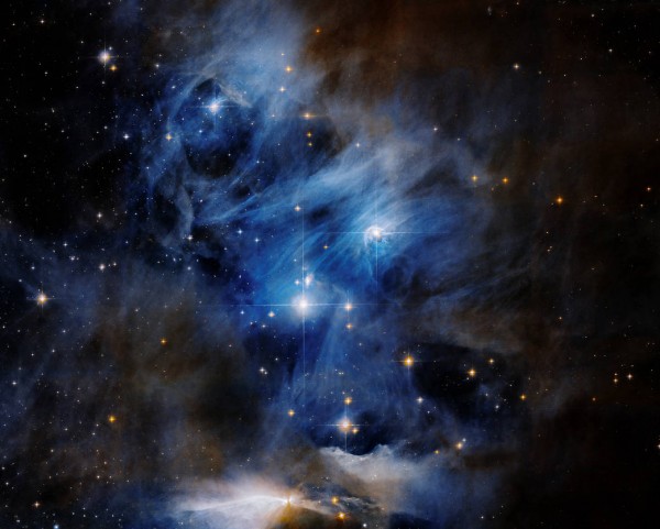 Foto tomada por el Telescopio Espacial Hubble de un segmento del Complejo de Nubes Camaleón