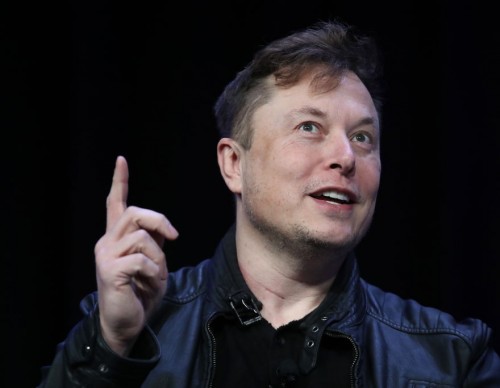 SpaceX CEO Elon Musk Believes Moon Landing in 2029: Does This Mean NASA Artemis? 