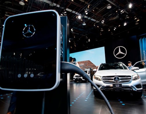 ​​Mercedes-Benz EQXX Concept Drives 1,000 KM on a Single Charge — Longest EV Distance Ever3