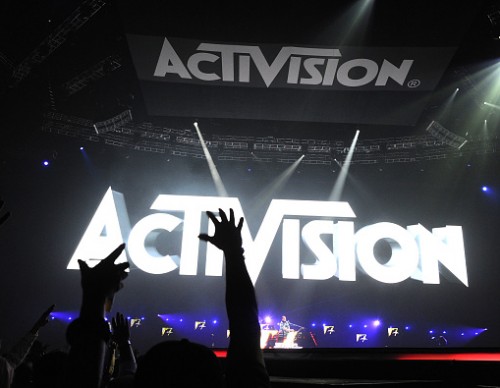 Activision Blizzard Surveys Players About Crypto, VR, Metaverse — NFT Coming? 