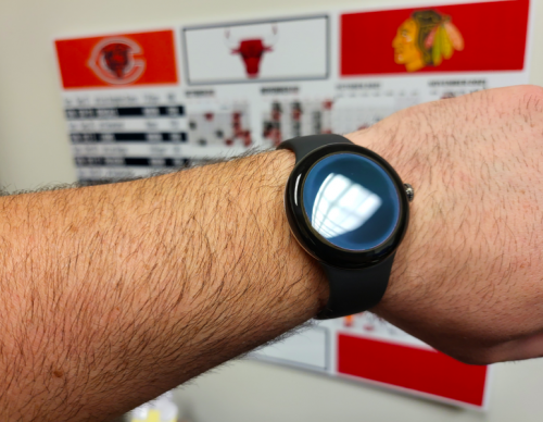 Pixel Watch’s New Leak Shows it Worn on a Wrist — Is it Comfortable to Wear? 