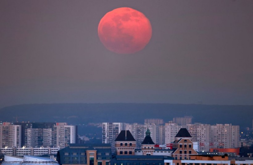 Full Moon Guide: ‘Flower Moon’ Lunar Eclipse — Which Countries Will It Be Visible?
