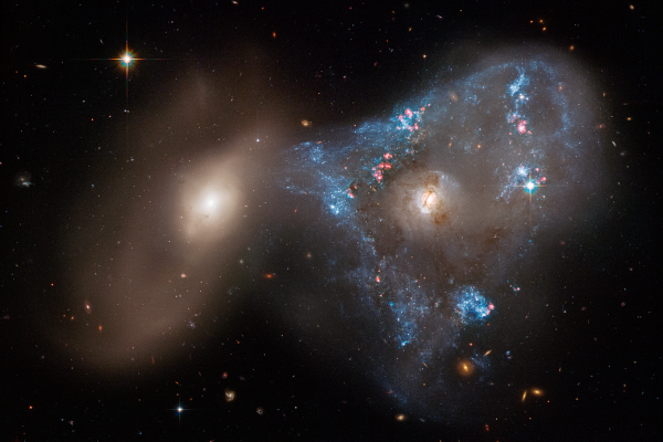 #SpaceSnap: el telescopio espacial Hubble captura el asombroso ‘triángulo espacial’ creado por las galaxias en colisión