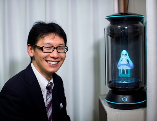 The Man Who Married a Fictional Character, Akihiko Kondo, Bids Farewell To Hologram Wife