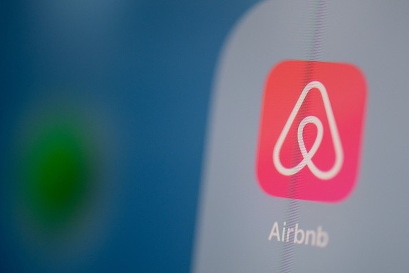 Airbnb’s Career Page Views Jumps to 800,000 After its Live, Work Anywhere Policy 