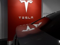 Tesla Recalls 130,000 Vehicles With Overheating AMD Ryzen CPUs