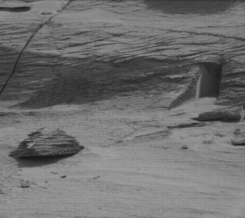 Tomb door on Mars