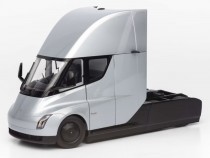 Tesla is Finally Taking Reservations for the Semi, But You Have to Pay a Deposit