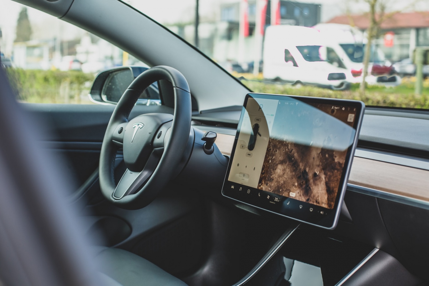 Trends in the Layout and Improvement of Automotive HMI Technological innovation
