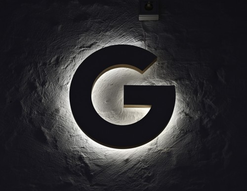 Google illuminated G