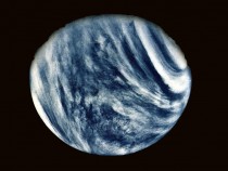 #SpaceSnap The First Close-Up Photo of Venus May Not Look Like What You Think It Does