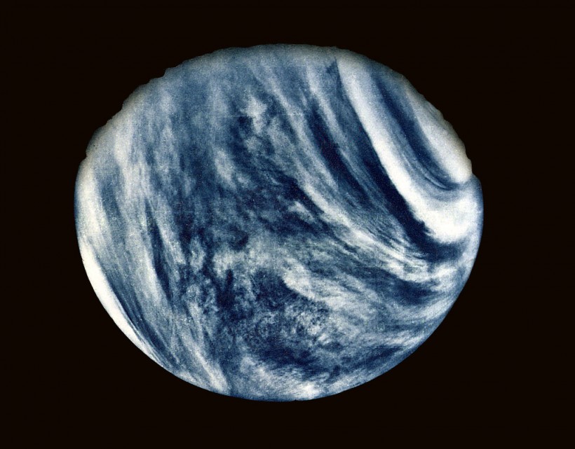 #SpaceSnap The First Close-Up Photo of Venus May Not Look Like What You Think It Does