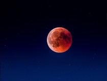 Lunar eclipse Unsplash