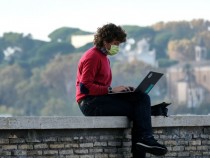 Top 5 Tech Jobs that You Can Do From Anywhere in the World