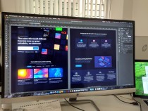 Adobe Photoshop on desktop monitor unsplash