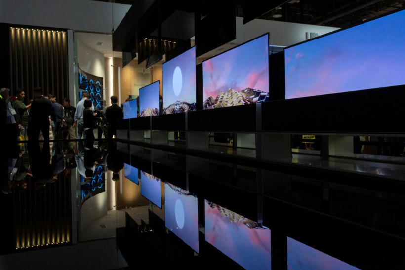 Here’s Everything You Need to Know About OLED and QLED Television – Which is the Better Option?	