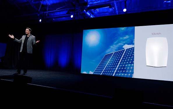 Tesla Debuts Virtual Power Plant That Pays Powerwall Users in Canada — Here’s How it Works 