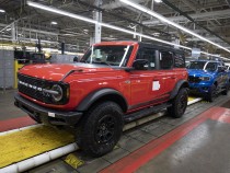 Ford Bronco at the manufacturing line
