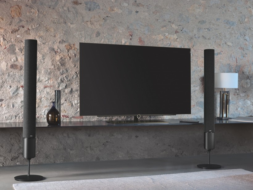 The Showpiece of Home Theaters: 5 Best OLED TVs in 2022